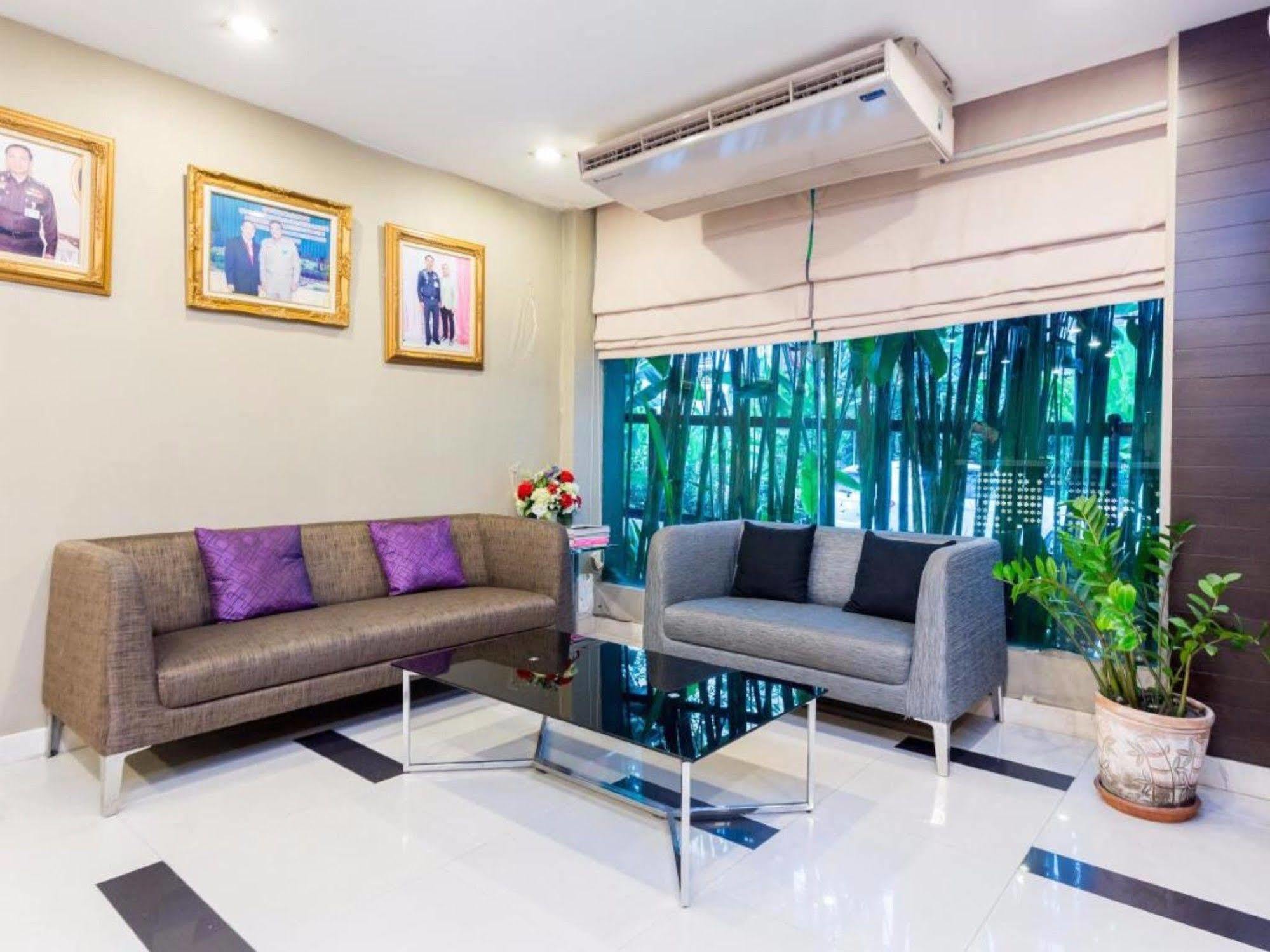 14 Resort Bangkok Eksteriør bilde